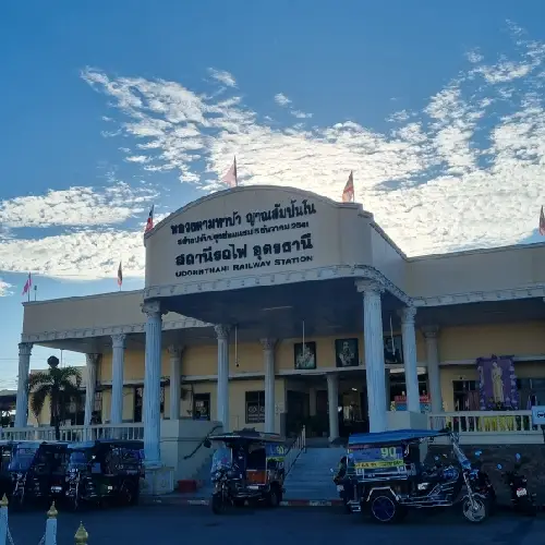 บริการรถเช่า อุดรธานี ราคาถูก