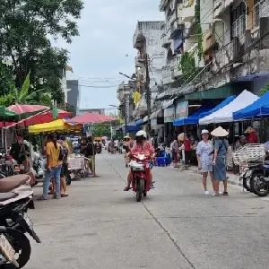 รถเช่าอุดรขับเอง ราคาถูก พร้อมบริการรับ-ส่งสนามบิน ไปตลาด